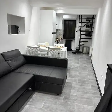 House With Private Pool In - 100 M² * Spindoli
