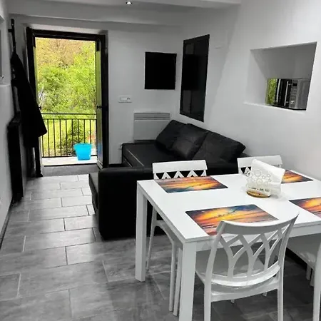 Casa vacanze House With Private Pool In - 100 M²