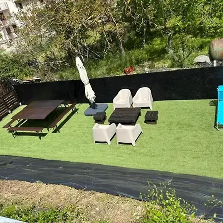 House With Private Pool In - 100 M²