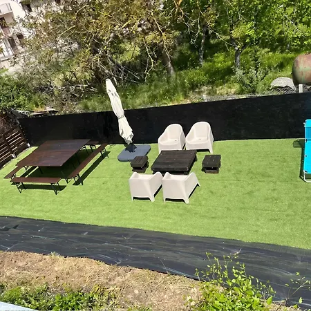 House With Private Pool In - 100 M² Holiday home