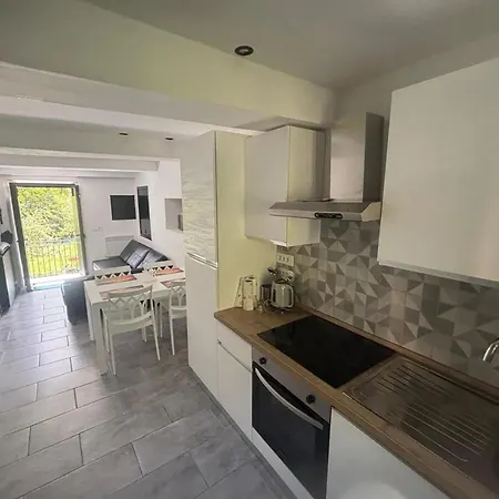 Σπίτι διακοπών House With Private Pool In - 100 M²