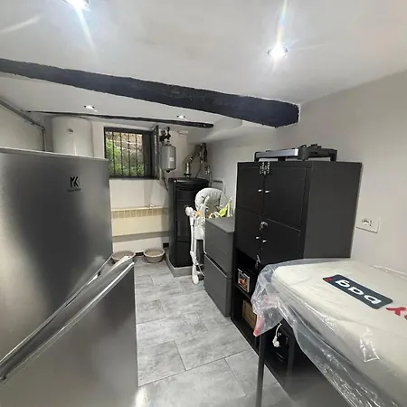House With Private Pool In - 100 M² *